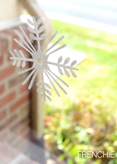 Snowflakes and a Cricut Explore Giveaway on seelindsay.com