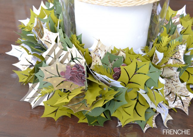 Do It Yourself with your #cricut #explore and make a festive Holly Berry Wreath for the Winter Holiday on seelindsay.com! #christmas #holiday #december #wreath
