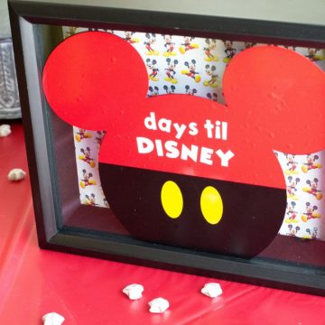 Create your own Disney vacation countdown using a shadow box frame and vinyl.