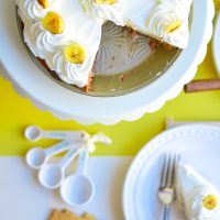 Make this delicious Banana Cream Pie recipe with ingredients from World Market #ad #WorldMarketTribe #HolidayGetaway