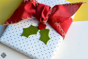 Felt Gift Tags with your Cricut Maker - seeLINDSAY