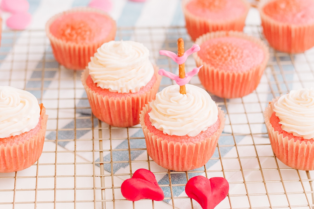 valentine cupcake topper